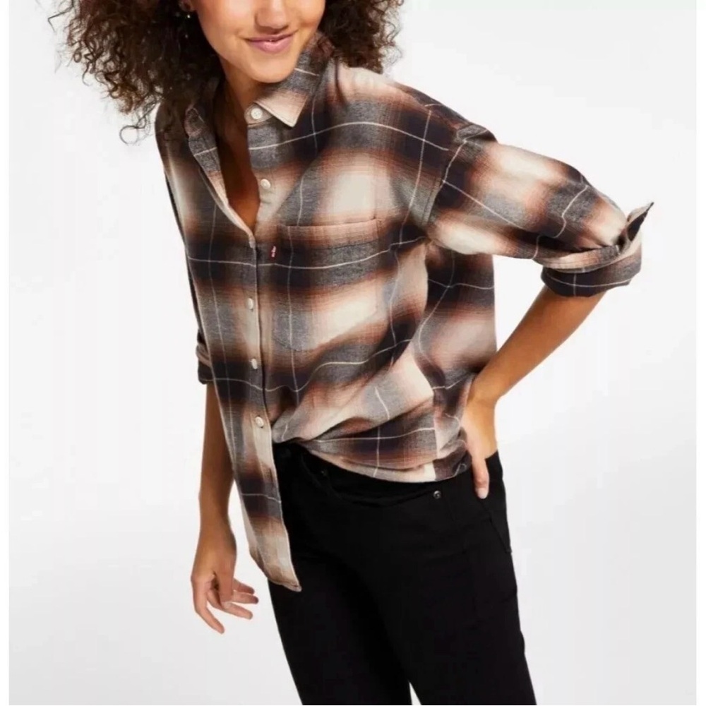 Women’s Levi's “The Cozy Shirt” Relaxed Fit Brown Plaid Shirt Size S